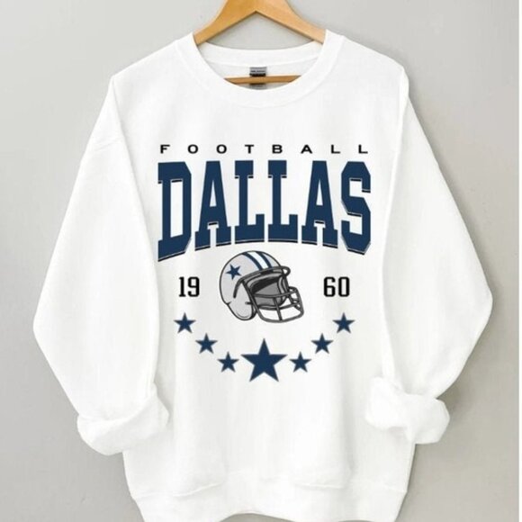 Dallas Cowboys Football NFL Retro Throwback Sports Team Logo Sweatshirt 159 - Picture 1 of 5